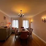 A La Maison - De Luxe *