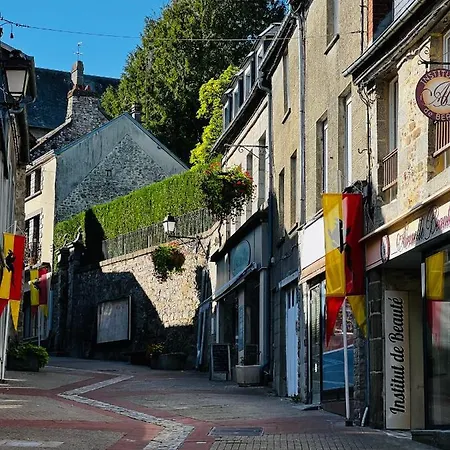 A La Maison - De Luxe
