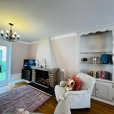 A La Maison - De Luxe Ferienhaus