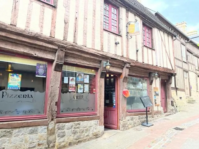 A La Maison - De Luxe *