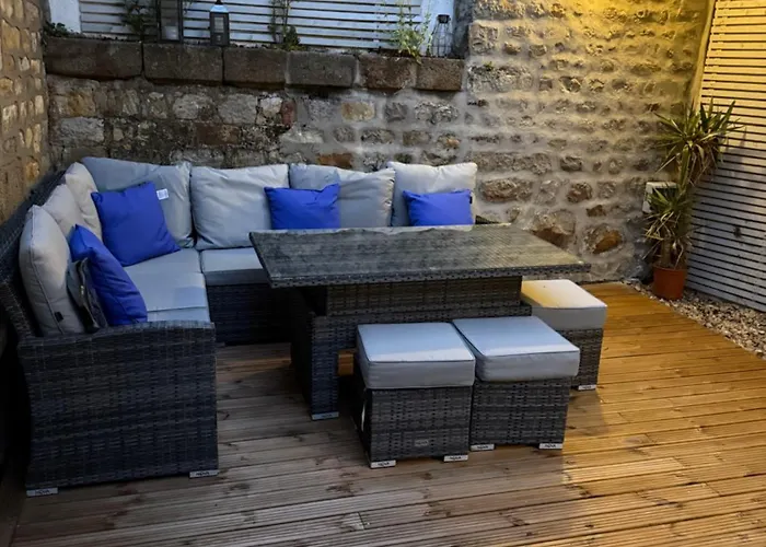A La Maison - De Luxe Dom wakacyjny Domfront (Orne)